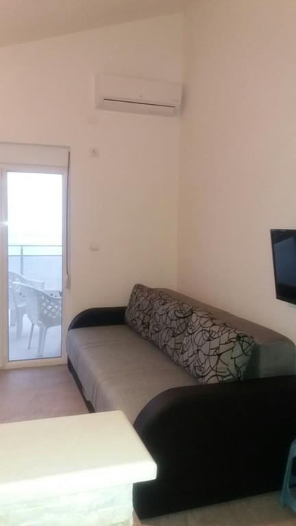 Apartment Vila Mirela Krimovica Bagian luar foto